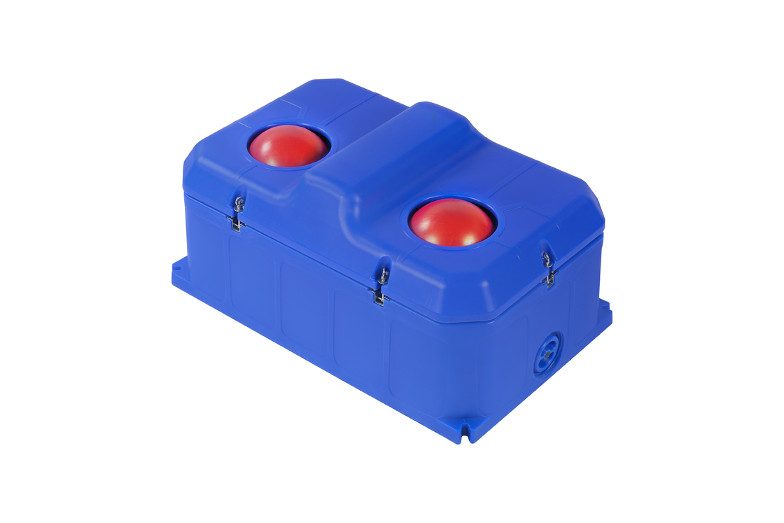 Bebedor de ganado de gran capacidad azul 85L con velocidad de flujo incorporada en el control de temperatura 450mm Alturas de consumo
