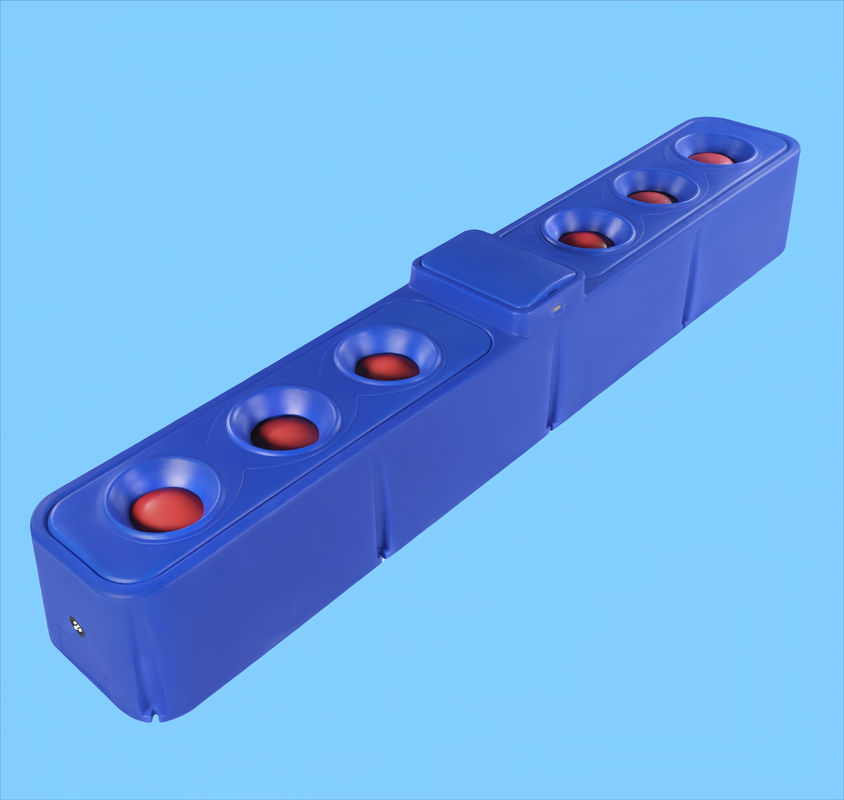 El canal de agua para ganado TPT401BLH es un canal azul resistente a la corrosión con seis agujeros