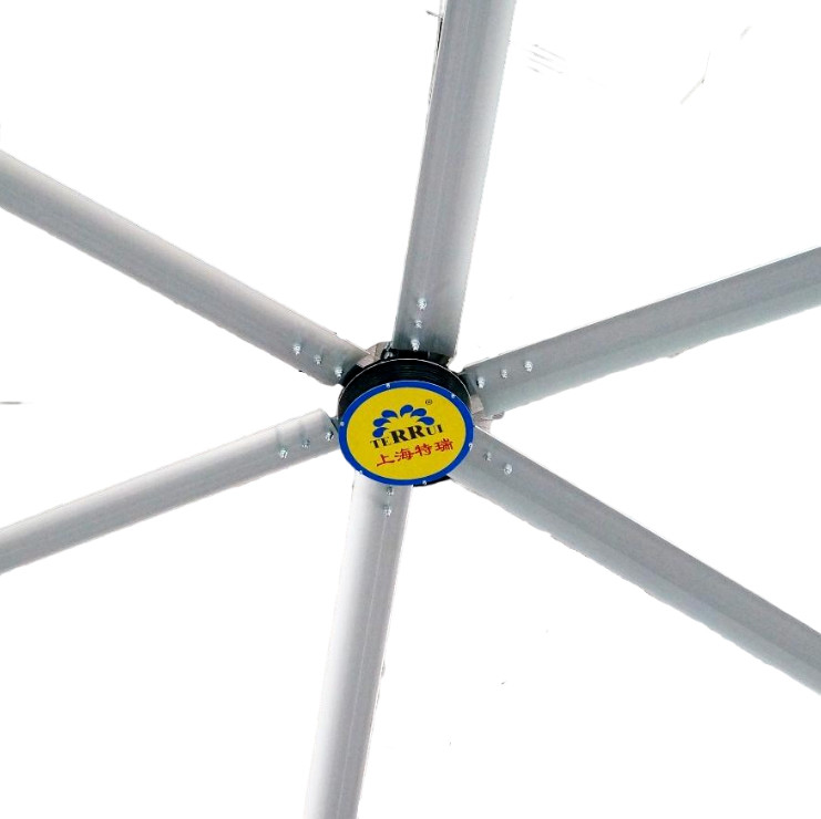 Ventilador de techo industrial con material de hoja de aleación de 6pcs para área de cobertura de 1400m2 y bajo ruido